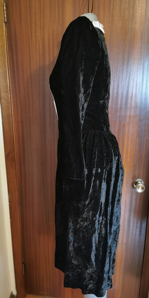 Vintage Perspective Black Velvet Dress Size 9 - Picture 3 of 8